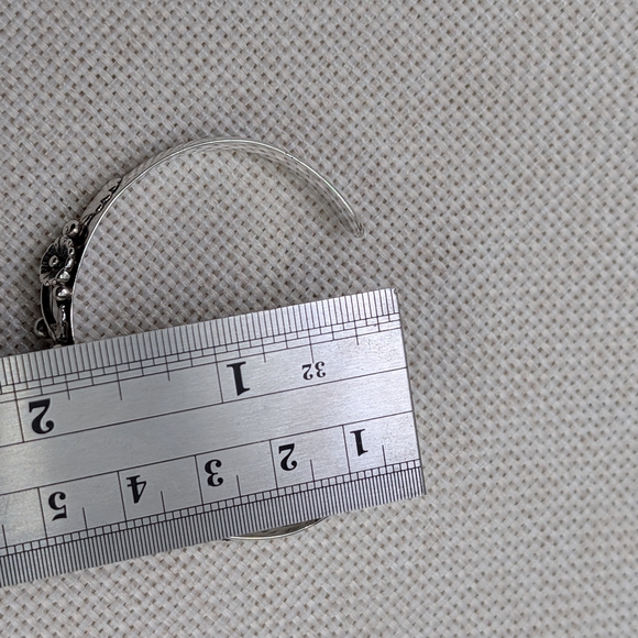 Vintage Sterling Silver Cuff Bracelet Black Onyx Florida Keys Small Wrist - Picture 11 of 15